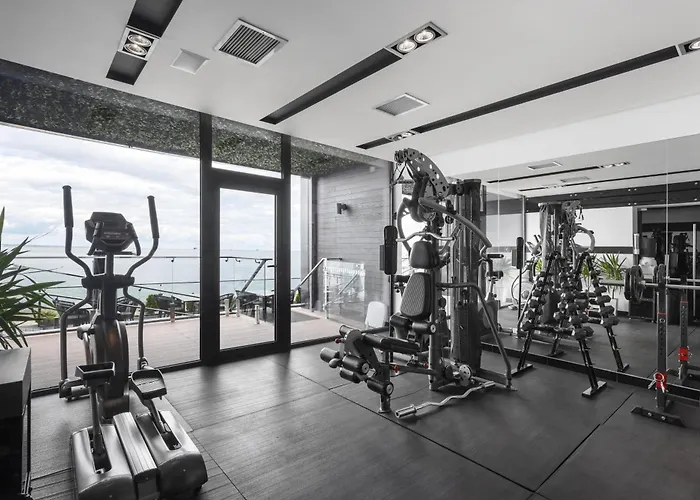 M1 Club Hotel